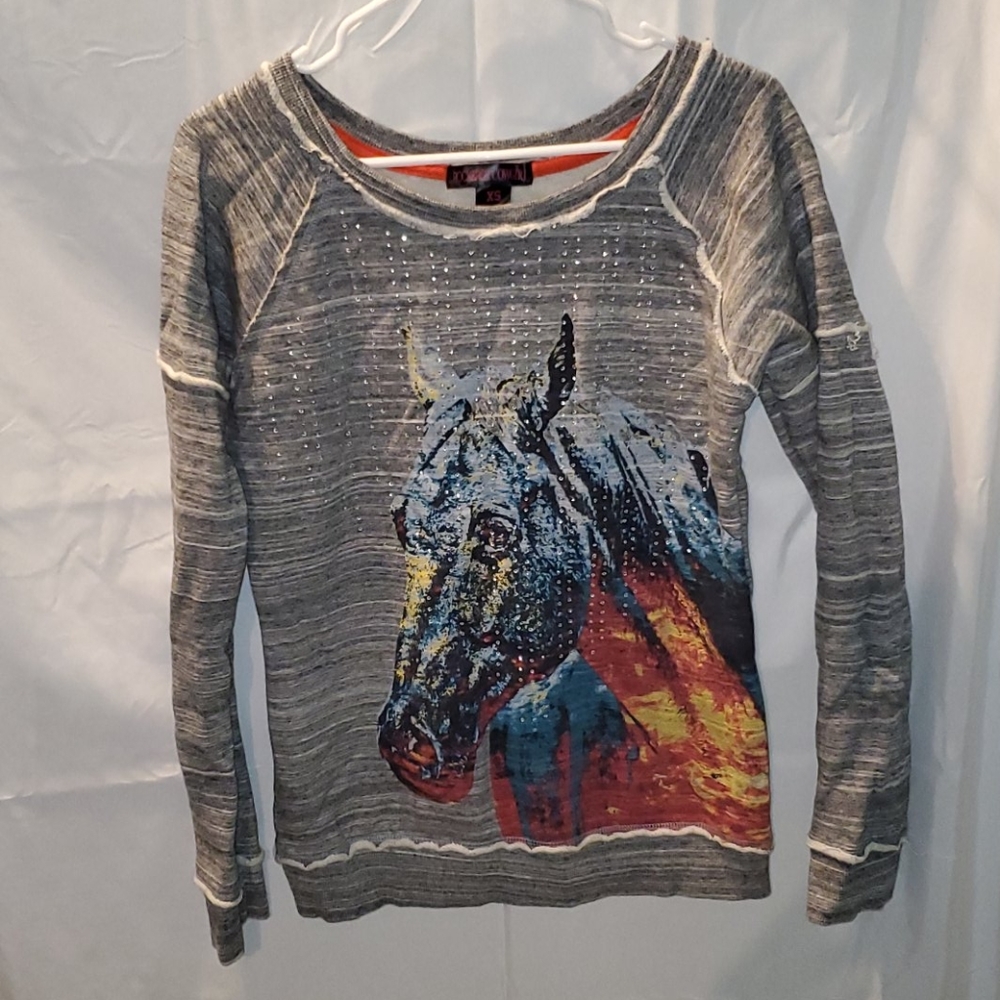sweatshirt